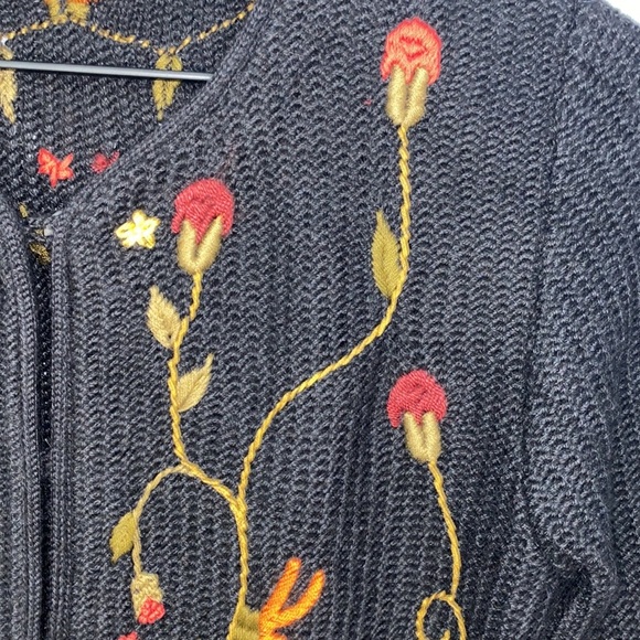 QUIPU NWOT 100% baby alpaca floral embroidered button up cardigan size S black - Picture 5 of 10